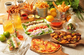 Luau Aloha Table With Gala Banquet Aichi Ken Guia De Restaurantes Tablecheck