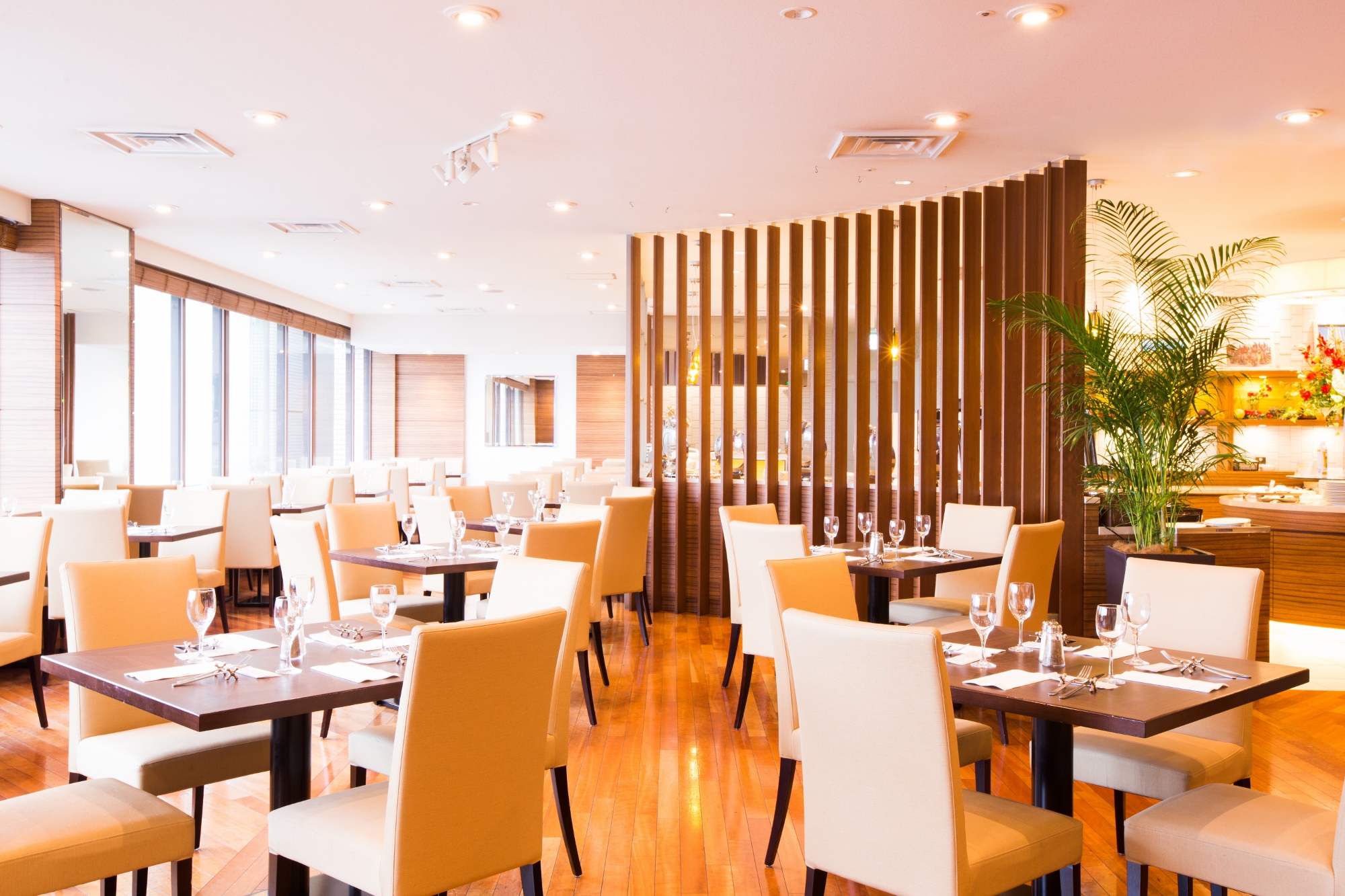 501244restaurants.jpg?1491882538
