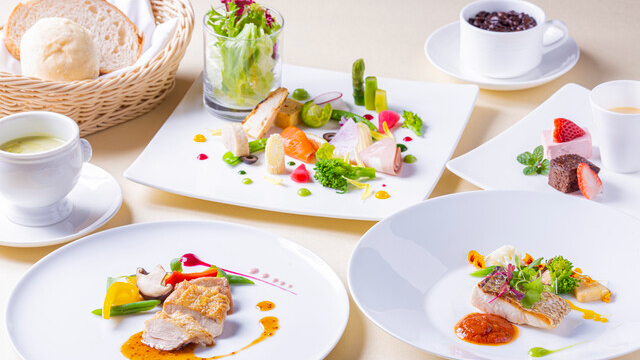 レストラン ロータス / ホテルニューオータニ佐賀の施設画像1