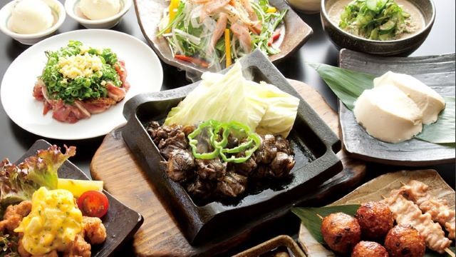 宮崎地鶏炭火焼 車 浜松町店 - Restaurant Guide - TableCheck