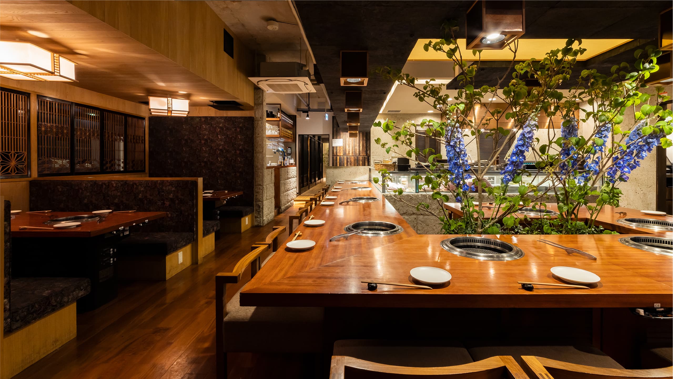 やきにくのバクロ 博多店の施設画像1