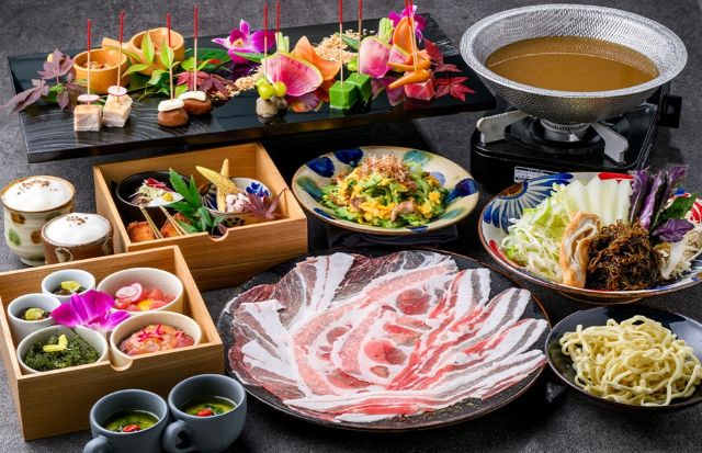 BAR&RESTAURANT TASTE/グランディスタイル沖縄読谷 ホテル&リゾートの施設画像1