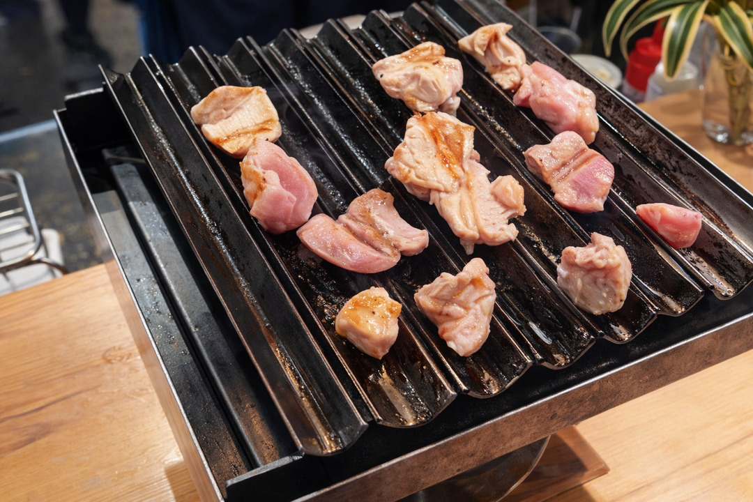 炭火焼く鳥酒場 トリボシ 警固店 - Restaurant Guide - TableCheck