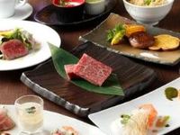 【誕生日・記念日・接待】【特撰黒毛和牛ロース＆モモステーキ会席コース】　