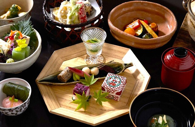 懐石料理 花壇 - Restaurant Guide - TableCheck