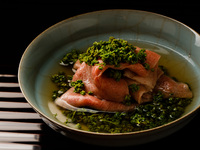 おまかせ（春の極上食材） 60000円（カウンター）