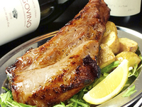 厚切りスペアリブ