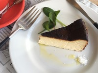 【テイクアウト】バスク風 チーズケーキ