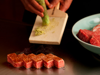 3/1～31【WEB割＋平日1ドリンク付】】【黒毛和牛+有東木山葵】葵ハーフコース