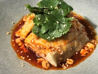 【T.O.】四川風蒸し鶏の辛味冷菜