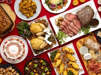 Christmas Special Dinner Buffet: 17:30–19:10 (100 minutes)