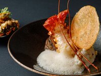 (Dinner A & B) Roasted Mie iPrefecture spiny lobster with butter sauce flavored with spiny seaweed