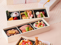 会席弁当　咲
