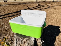 クーラーボックス