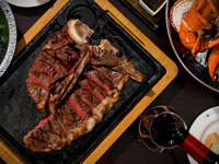 Porterhouse T-BONE 750g (for 2 people) course