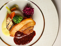 SEASONAL DINNER COURSE