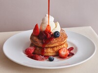 Drink set / Berry and cream cheese pancakes