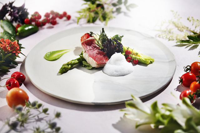 Les Quatre Saisons - Restaurant Guide - TableCheck