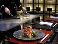 April 10 : "Spring Ebi Night with Dom Pérignon Rose" Teppanyaki Dinner Event on 10 April