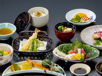 山並みを眺めながら　京会席を