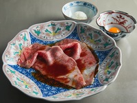  【錦】極上ロース焼きすき・極上タン等全13品＋シャンパン(個室確約)