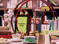 [特典付]【和洋中のスイーツ】茶葉交換ができる本のあるアフタヌーンティー＋選べる乾杯ドリンク＆プチギフト（土日祝）