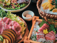 【大皿】春野菜と牛肉の旨辛陶板焼きコース　5500円　2時間飲み放題つき