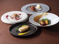 【平日限定シーフードディナーコース】全6品 料理長厳選の魚介類を特製ソースで