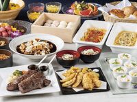 Dinner buffet featuring freshly Grilled Beef Loin Skewer and seasonal dishes