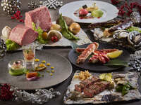 Lunch & Dinner King crab, live Ezo abalone and Shiretoko beef course