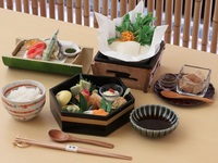 Vegan花良彌　わらび餅付