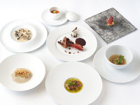 ★当日17時以降予約専用★【ラ・スイート】地産地消×フレンチ　プレミアムディナー全9品～WEB予約特典・乾杯ドリンク付き～（20：30～）