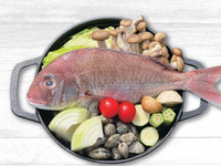 White fish and domestic clams steamed in white wine