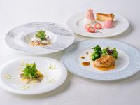 【記念日ランチプラン】マンスリーランチ＋伊勢海老ビスク＋ワンドリンク＋お祝いブーケ＋お祝いデザート