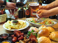 [Party course] Volume ◎ 9 dishes including grilled chicken and pulled pork ¥3000