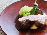 Lunch course A [prix fixe course] Choose your main dish and dessert - 4 dishes in total