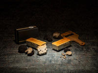 【冬季限定】フロマージュ・ミ・キュイ  ～黒トリュフのハーモニー～(送料込み)