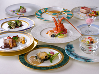 [Gastronomy] A total of 9 gourmet courses combining ingredients from around the world such as spiny lobster, abalone, Matsusaka beef, etc. - Includes one drink of your choice (limited to table check reservations)