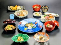 【新加賀懐石「白珠」全８品】四季折々の食材を丁寧に仕上げました＋森伊蔵も選べる１ドリンク付！