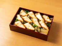 名物　鯛の土鍋御飯