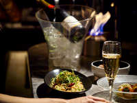  【DinnerTime】”Lounge sofa plan” ラウンジ席×Share plan