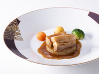 【ランチコース　香Xian（シャン）】台湾産凍頂ウーロン茶付き　前菜からデザートまで全6品