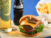 【夜カフェ】THE GRAND BURGER＋生ビールなど選べる1ドリンク