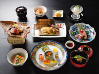 【料理長おまかせ】お昼の会席     -椿-