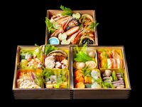 ［郵送］■和 三段重　¥100,000（税込） 