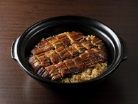 食事を土鍋炊き鰻ごはんに変更