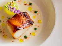 【MenuA】 5 dishes ～ 1 glass of Champagne & wine pairing included ～ 