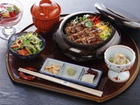 ＜平日限定ランチ＞国産牛サーロインステーキ重＋食後のコーヒー