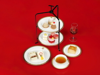 アフタヌーンティー at the Red Rose Garden（11:00～12:30）