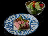 九谷五彩2品【和牛ステーキ・鰻ひつまぶし】《伊兵衛》